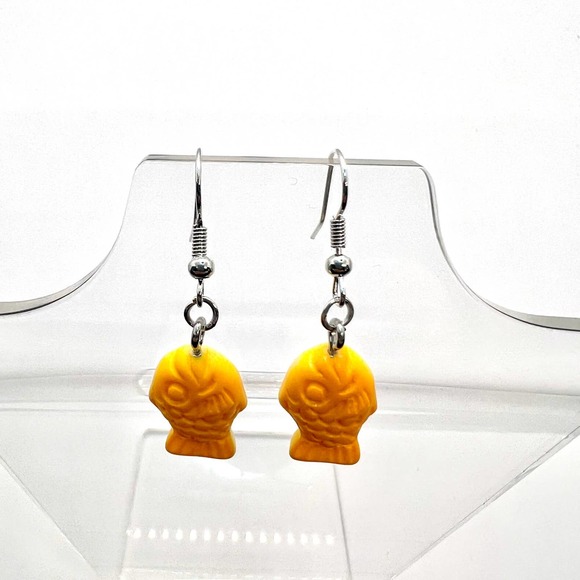 Taiyaki Earrings - Pastry Earrings - Fish Earrings - Kawaii Earrings - Picture 5 of 10